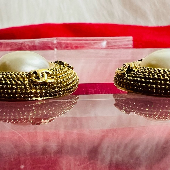 CHANEL Gold Tone and Pearl Round Earrings - Picture 6 of 13